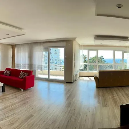 Panaromic Sea View Flat, 7 شقة *